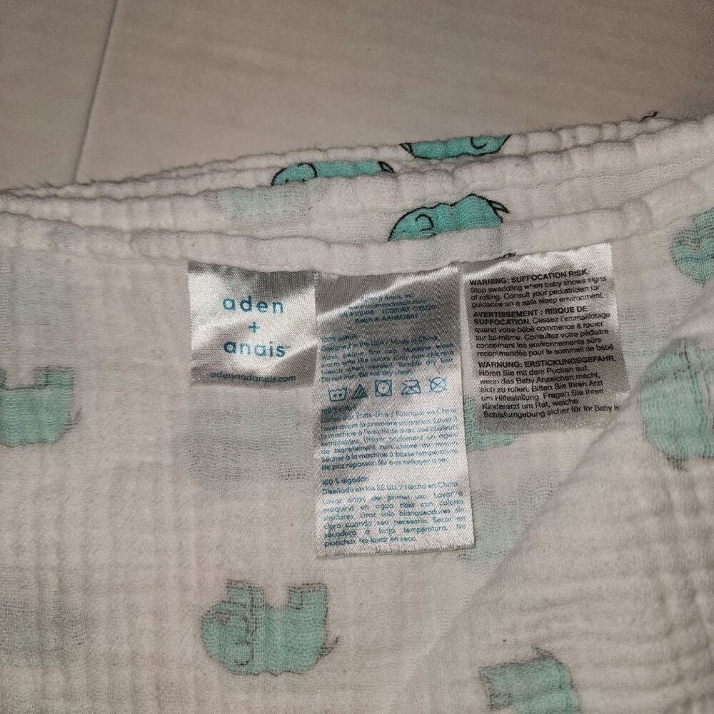 Aden + Anais muslin baby blanket swaddle white / elephant print Large - Picture 2 of 4